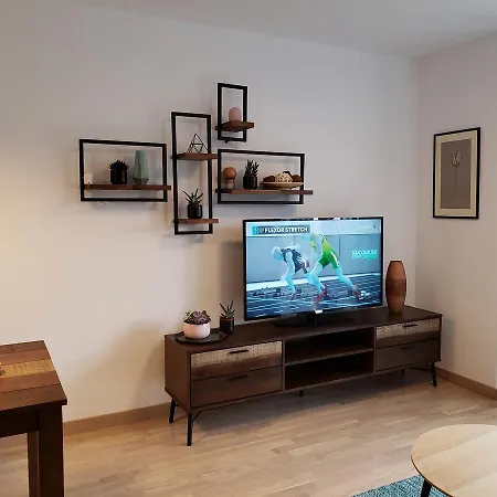 Апартаменти Urban Nest